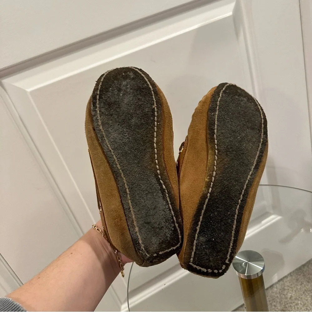 Tory Burch Dee Dee Suede & Shearling Moccasin Slippers in Chestnut Brown